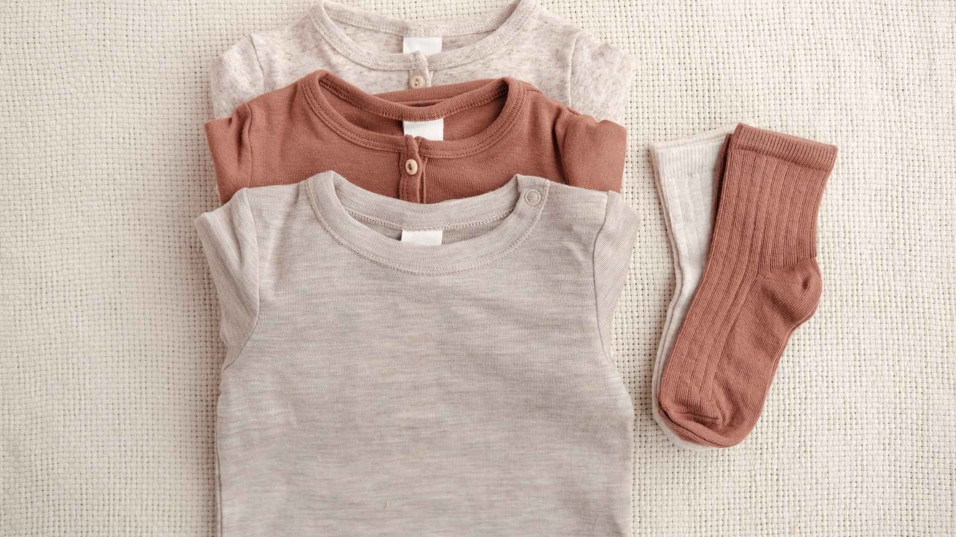 בגדי תינוקות מעוצבים